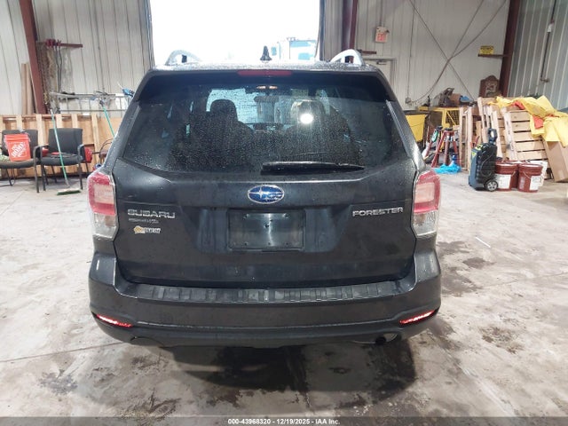 Subaru Forester 2.5i Premium 2018 JF2SJAGC7JH464886 Image 16