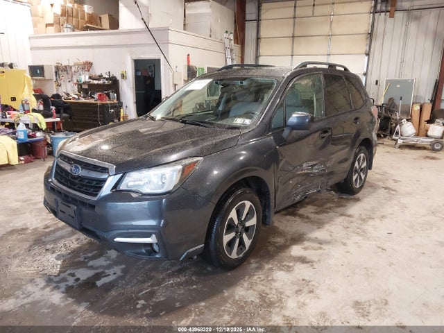 Subaru Forester 2.5i Premium 2018 JF2SJAGC7JH464886 Image 2