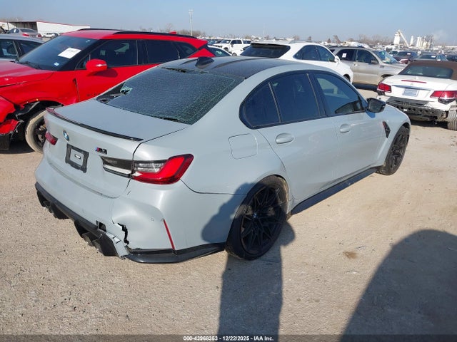 2022 BMW M3 WBS33AY07NFM37814 Photo 3