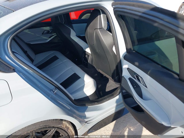2022 BMW M3 WBS33AY07NFM37814 Photo 7