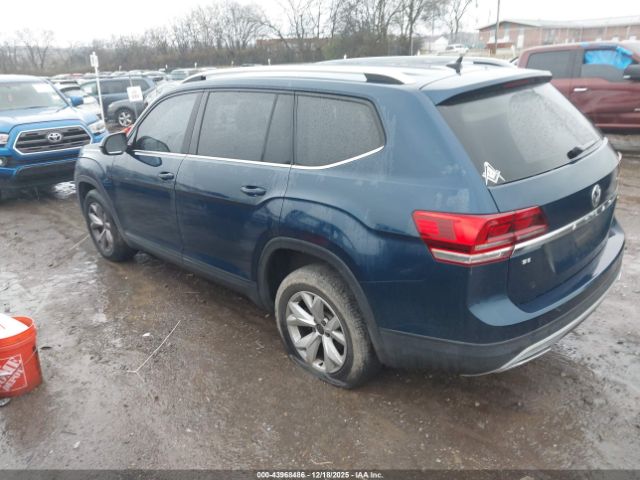 2018 VOLKSWAGEN ATLAS 1V2CR2CA9JC508159 Photo 2