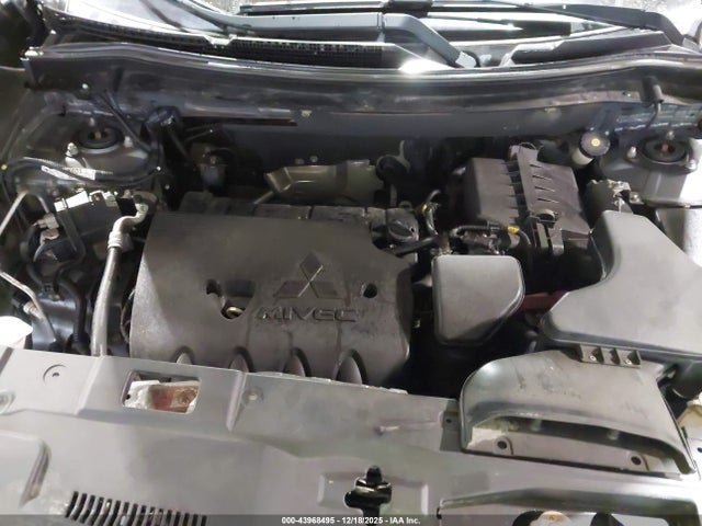 Mitsubishi Outlander Se 2018 JA4AD3A37JZ017369 Image 10