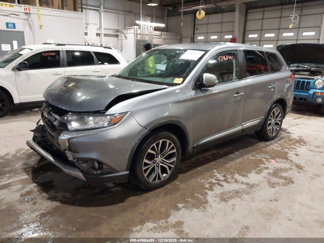 Mitsubishi Outlander Se 2018 JA4AD3A37JZ017369 Image 2