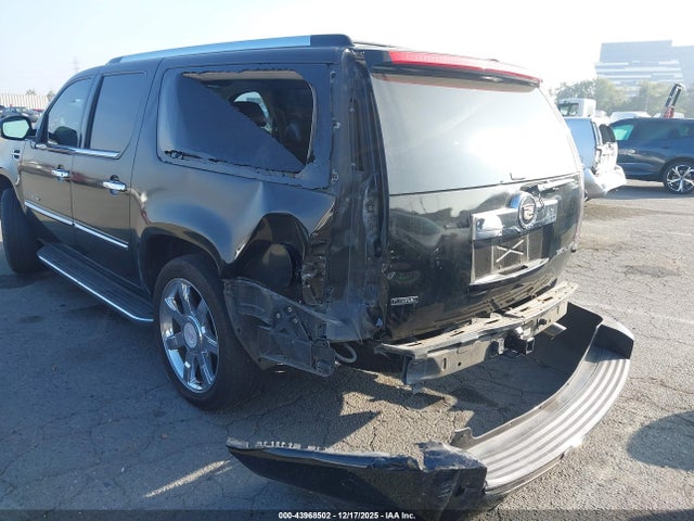2009 CADILLAC ESCALADE ESV 1GYFK262X9R292610 Photo 5