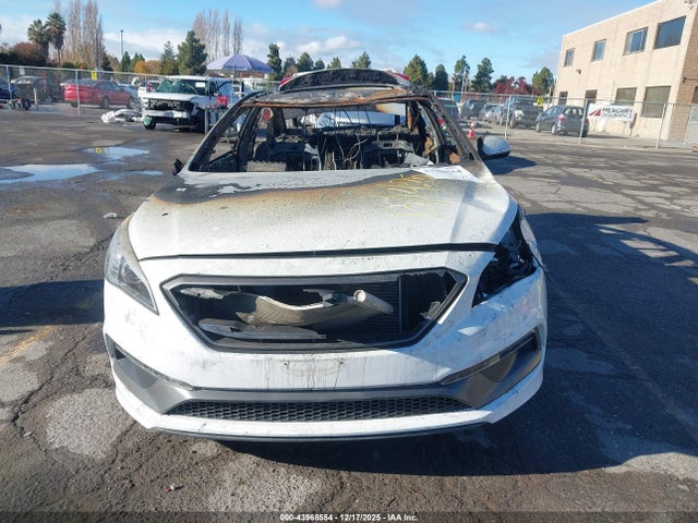 Hyundai Sonata Limited 2016 5NPE34AF7GH381673 Image 12