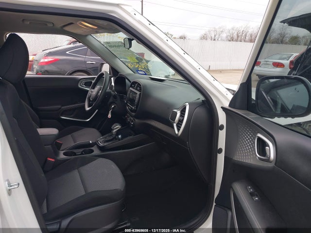 KNDJ23AU3R7907167 KIA SOUL LX