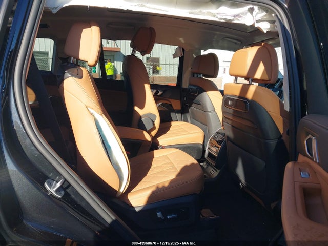5UX23EM02S9Z01827 BMW X7 Xdrive40i