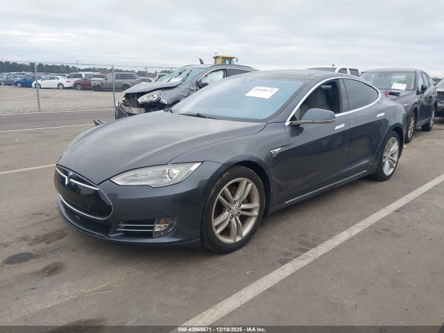 2015 TESLA MODEL S 5YJSA1H23FF091132 Photo 1