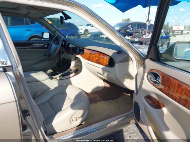 2000 JAGUAR XJ8 SAJDA14C0YLF09240 Photo 4