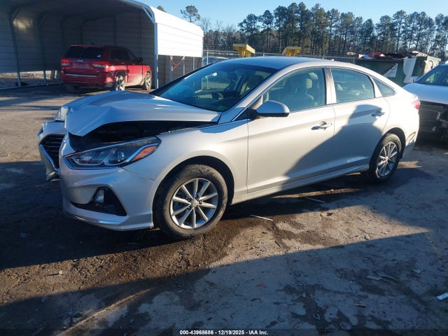 Hyundai SONATA SE 2019 5NPE24AF2KH788649 Image 2