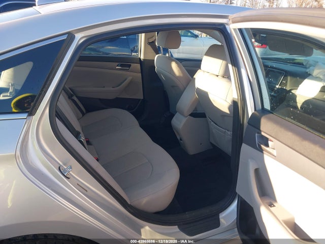 Hyundai SONATA SE 2019 5NPE24AF2KH788649 Image 5