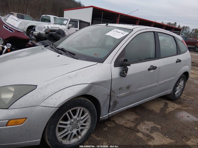 2003 FORD FOCUS 3FAFP37363R134786 Photo 5