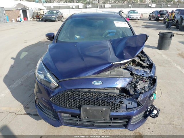 Ford FOCUS ST 2016 1FADP3L97GL212935 Image 12