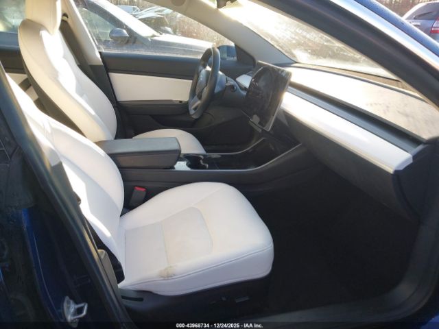 2019 TESLA MODEL 3 5YJ3E1EB9KF482275 Photo 4