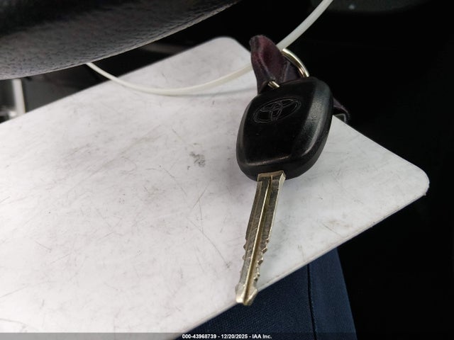 Toyota COROLLA LE 2017 5YFBURHE2HP615586 Image 11