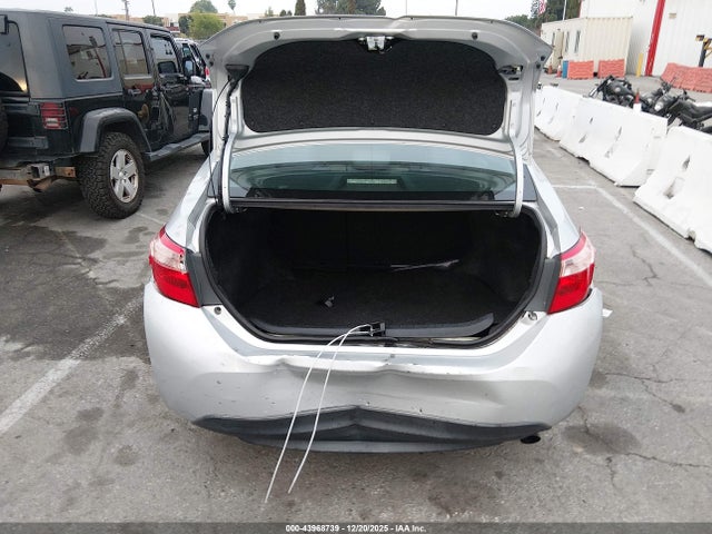 Toyota COROLLA LE 2017 5YFBURHE2HP615586 Image 16
