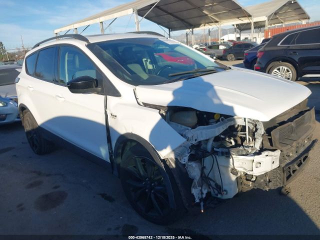 2017 FORD ESCAPE 1FMCU0GD7HUA14777