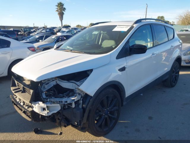 2017 FORD ESCAPE 1FMCU0GD7HUA14777 Photo 1