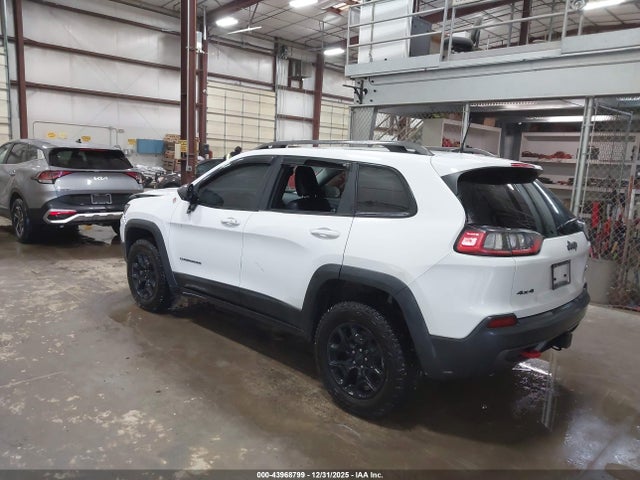 1C4PJMBN8KD147240 Jeep Cherokee Trailhawk Elite 4x4