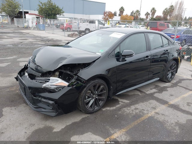 Toyota COROLLA SE 2025 5YFS4MCE4SP232878 Image 2