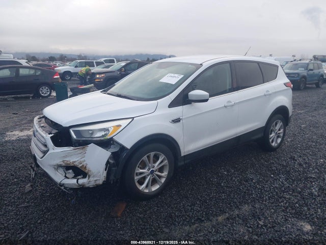 Ford ESCAPE SE 2017 1FMCU0GDXHUA62791 Image 2