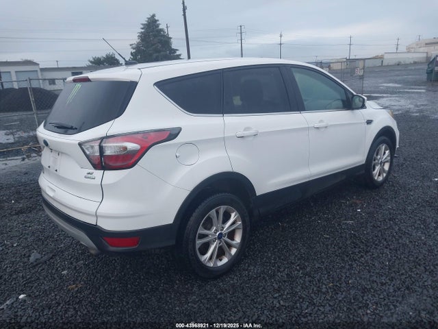 Ford ESCAPE SE 2017 1FMCU0GDXHUA62791 Image 4