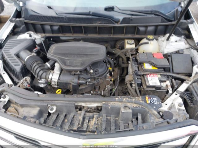 2017 CADILLAC XT5 1GYKNBRS3HZ122671 Photo 9