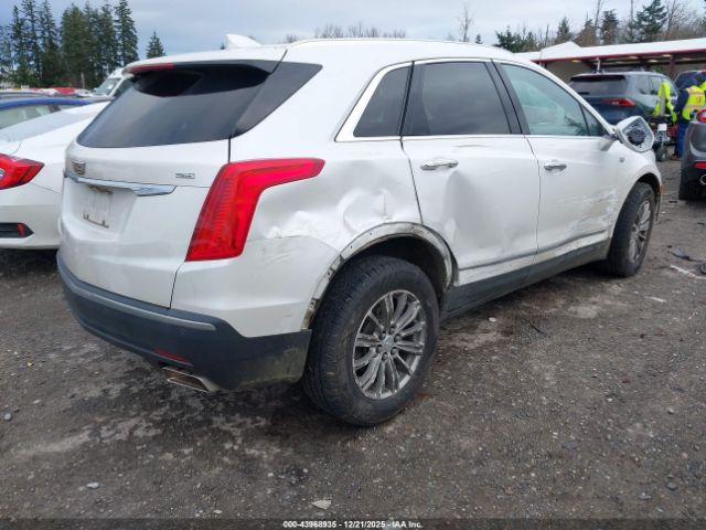 2017 CADILLAC XT5 1GYKNBRS3HZ122671 Photo 3