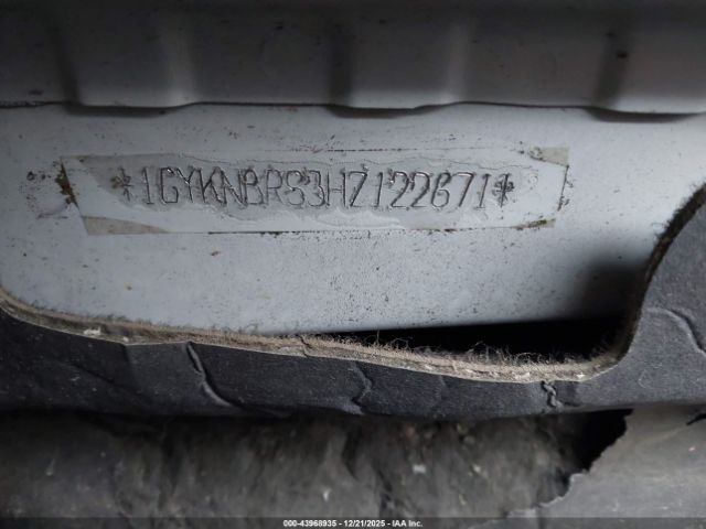 2017 CADILLAC XT5 1GYKNBRS3HZ122671 Photo 8