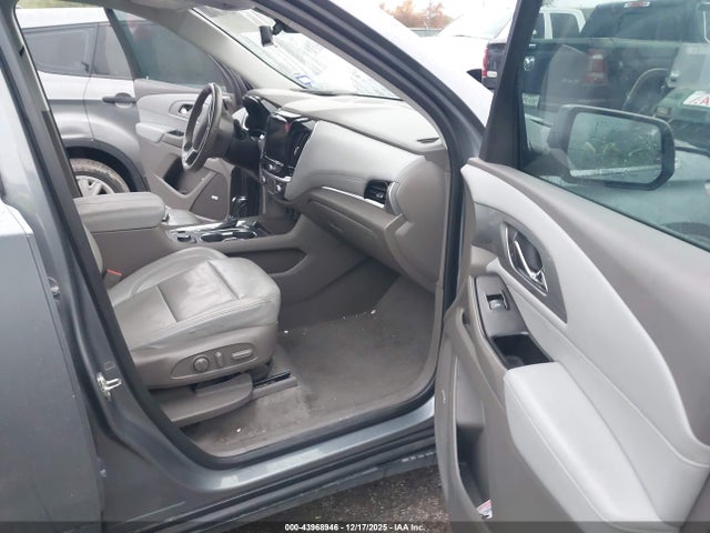1GNERHKW4JJ134735 Chevrolet Traverse 3lt