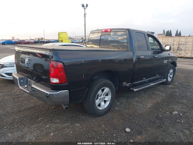 1C6RR6GT7JS114350 RAM 1500 Slt 4x2 6&#039;4 Box