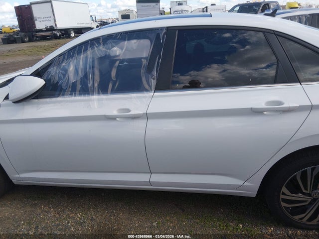 2020 Volkswagen Jetta 1.4t Sel მანქანა იყიდება აუქციონზე, vin: 3VWEB7BU2LM035257, აუქციონის ნომერი: 43968966