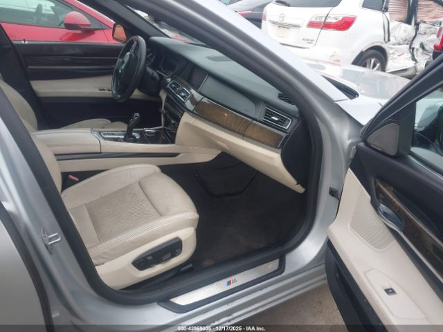2015 BMW 750I WBAYA8C59FD825443 Photo 4