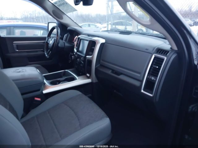 2015 RAM 1500 1C6RR7GM9FS760978 Photo 4