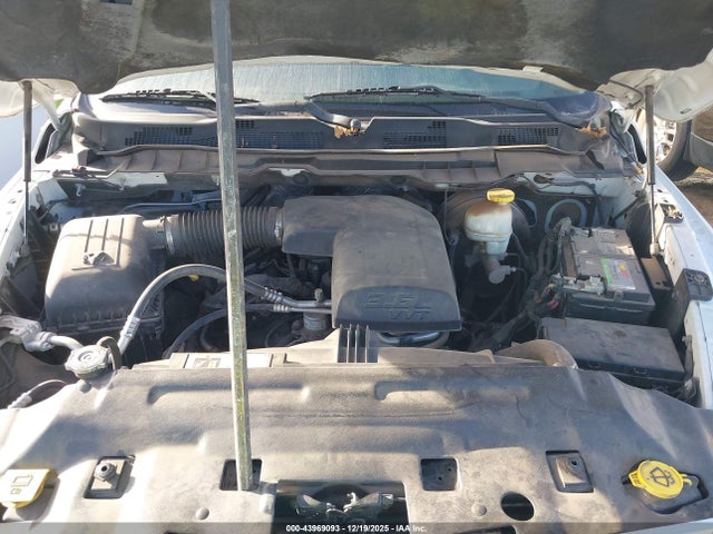 2017 RAM 1500 3C6JR6AG7HG548584 Photo 9