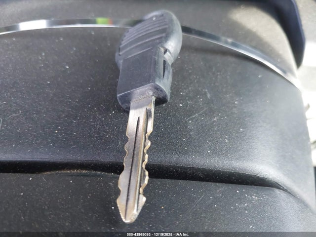 2017 RAM 1500 3C6JR6AG7HG548584 Photo 10