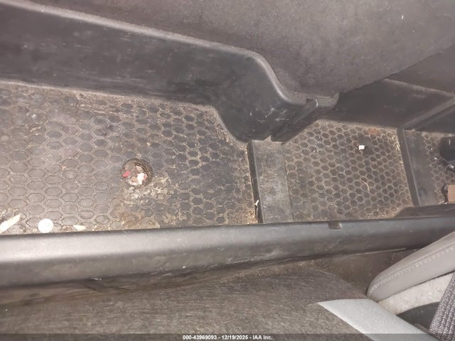 2017 RAM 1500 3C6JR6AG7HG548584 Photo 7