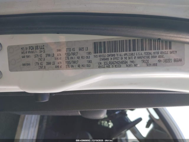 2017 RAM 1500 3C6JR6AG7HG548584 Photo 8