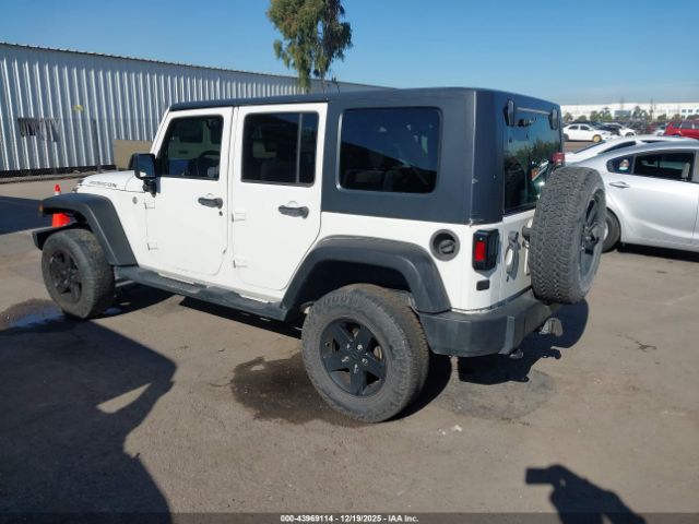 2010 JEEP WRANGLER UNLIMITED 1J4BA6H16AL195098 Photo 2