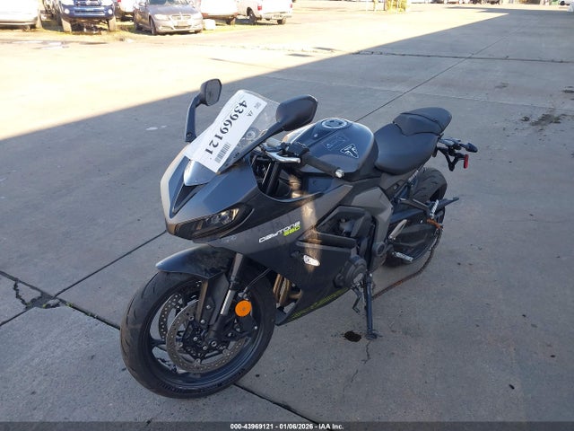 Triumph Motorcycle Daytona 660 2025 SMTL23UF3STBX9647 Image 2