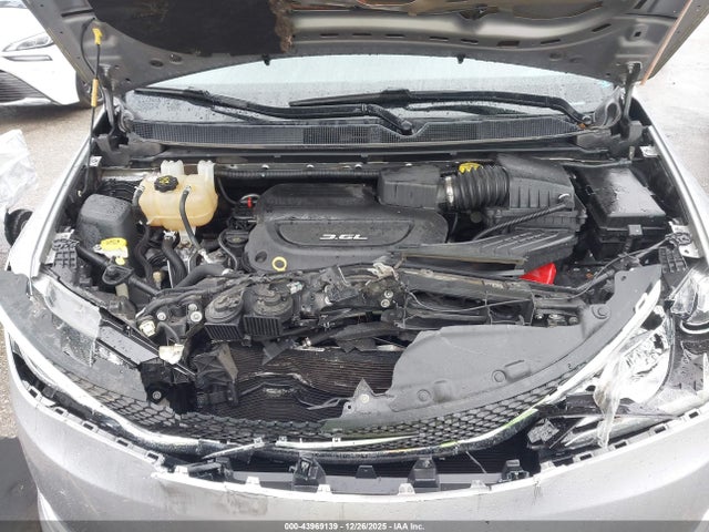 2C4RC1BGXHR526393 Chrysler Pacifica Touring-l