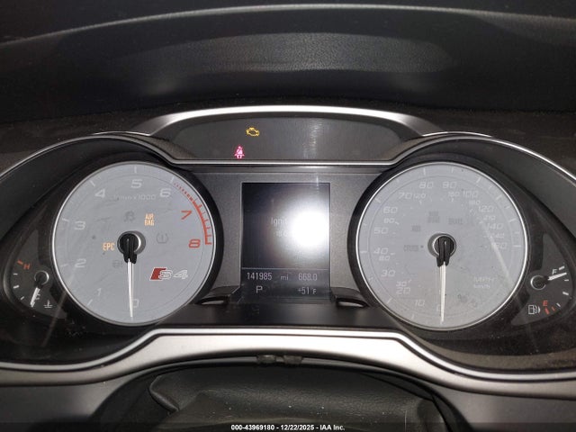 2013 Audi S4 3.0t Premium Plus მანქანა იყიდება აუქციონზე, vin: WAUBGAFL0DA035680, აუქციონის ნომერი: 43969180