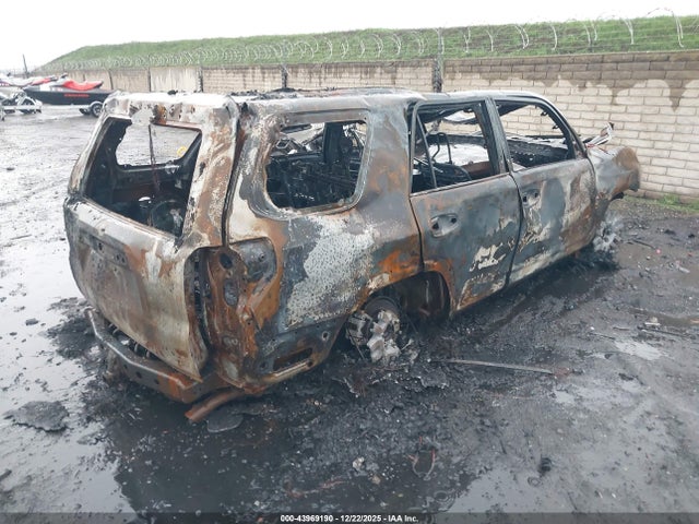 JTEBU5JR8G5363744 Toyota 4runner Limited