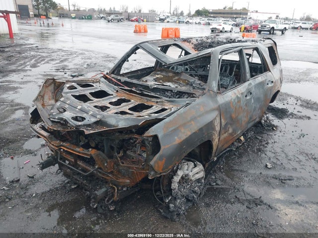 JTEBU5JR8G5363744 Toyota 4runner Limited