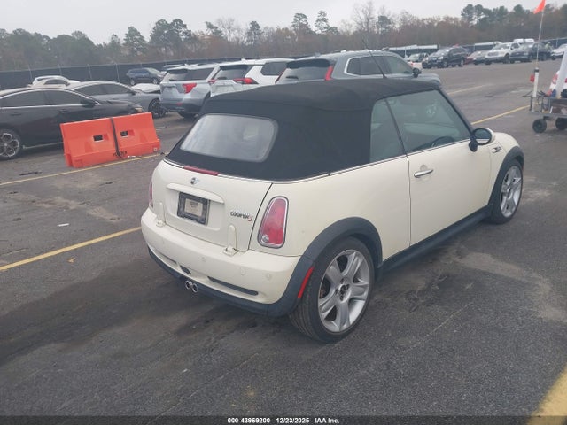 2006 MINI COOPER S WMWRH33596TK57106 Photo 3