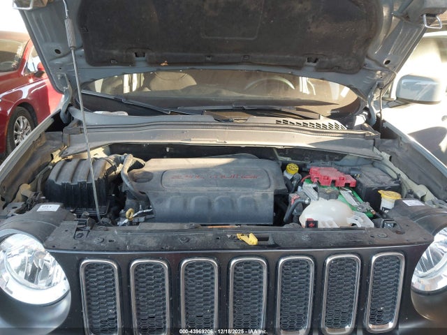 ZACCJBBBXJPH59139 Jeep Renegade