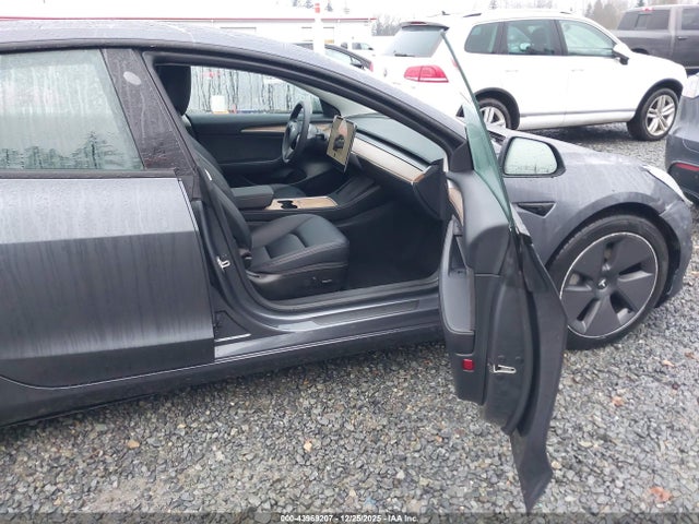 2023 TESLA MODEL 3 5YJ3E1EB3PF636681 Photo 4