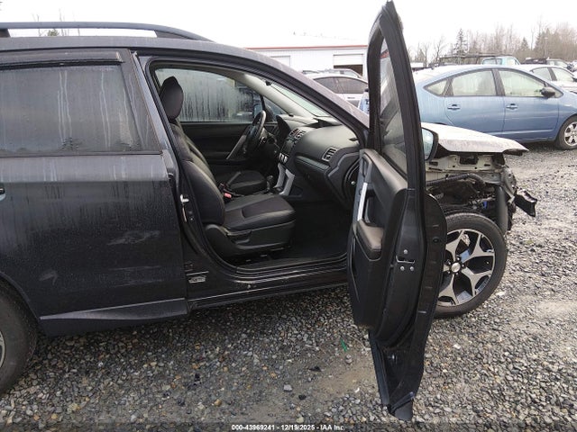 JF2SJGDC6GH546138 Subaru Forester 2.0xt Premium