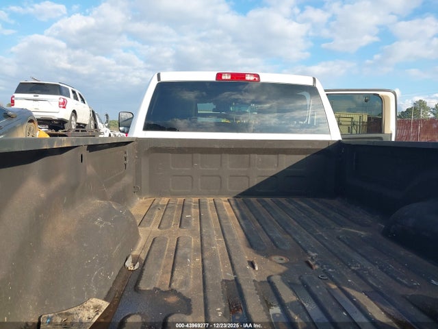 3C63RRGL5KG517193 RAM 3500 Tradesman 4x4 8&#039; Box