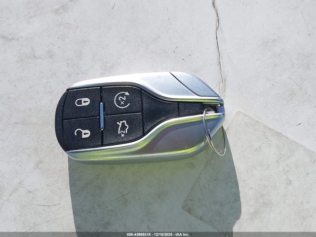 ZN661YUA5HX241305 Maserati LEVANTE S